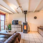 Fabiola With Parking & Garden By Interhome Сasa de vacaciones *