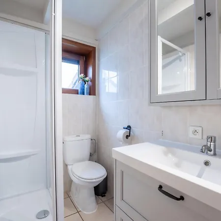 Сasa de vacaciones Fabiola With Parking & Garden By Interhome De Haan