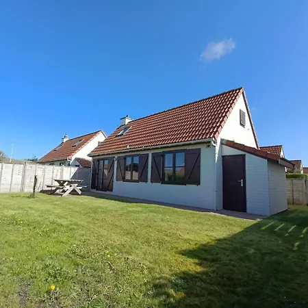 Fabiola With Parking & Garden By Interhome De Haan