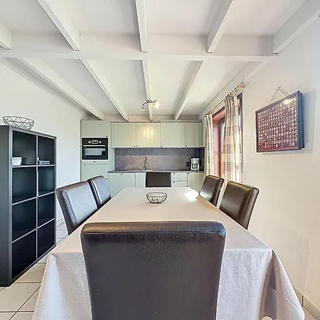 Fabiola With Parking & Garden By Interhome *